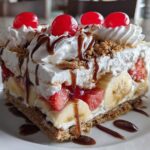 Easy Layered No-Bake Banana Split Cake with Graham Crust